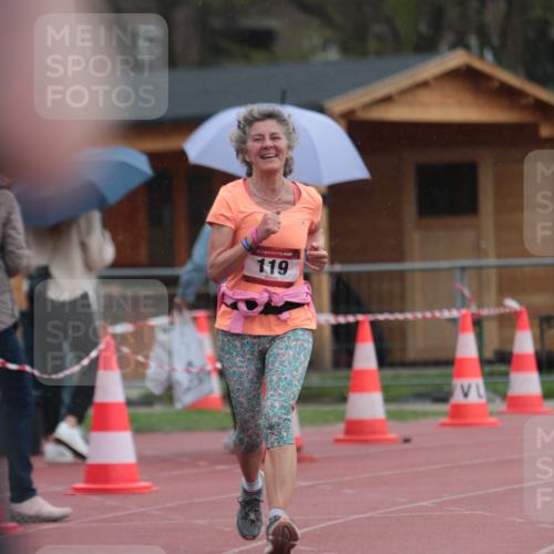 13.04.2025 - Hammer Lauf A. Gomolzig http://msf.ph/oto/7665093 13.04.2025 12:05:53 Ziel 119, 287, 1947 meine-sportfotos.de