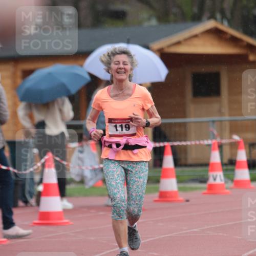 13.04.2025 - Hammer Lauf A. Gomolzig http://msf.ph/oto/7665095 13.04.2025 12:05:53 Ziel 119, 287, 1947 meine-sportfotos.de