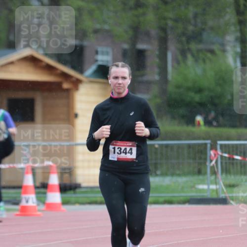 13.04.2025 - Hammer Lauf A. Gomolzig http://msf.ph/oto/7665106 13.04.2025 12:06:03 Ziel 1344 meine-sportfotos.de