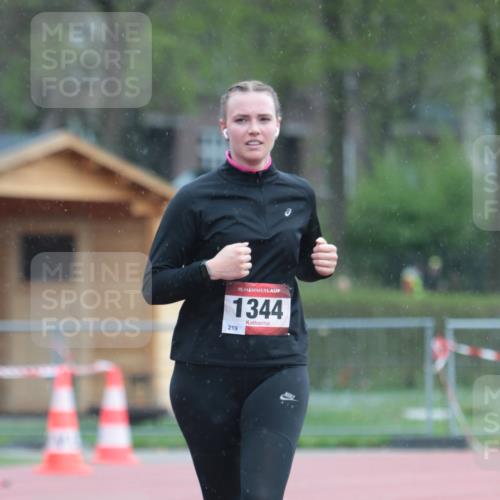 13.04.2025 - Hammer Lauf A. Gomolzig http://msf.ph/oto/7665111 13.04.2025 12:06:05 Ziel 1344 meine-sportfotos.de
