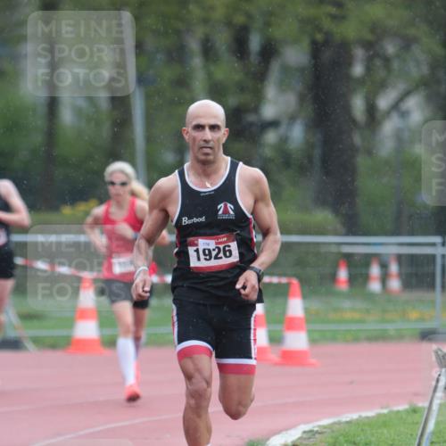 13.04.2025 - Hammer Lauf A. Gomolzig http://msf.ph/oto/7665117 13.04.2025 12:06:23 Ziel 492, 1151, 1926, 1948 meine-sportfotos.de