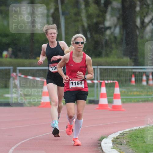 13.04.2025 - Hammer Lauf A. Gomolzig http://msf.ph/oto/7665126 13.04.2025 12:06:25 Ziel 1151, 1926, 1948 meine-sportfotos.de