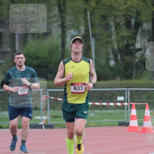 13.04.2025 - Hammer Lauf A. Gomolzig http://msf.ph/oto/7665181 13.04.2025 12:07:33 Ziel 552, 633, 1958 meine-sportfotos.de