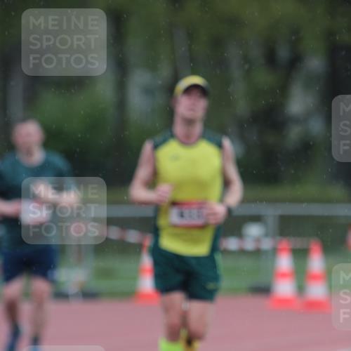 13.04.2025 - Hammer Lauf A. Gomolzig http://msf.ph/oto/7665186 13.04.2025 12:07:34 Ziel 552, 633, 1958 meine-sportfotos.de