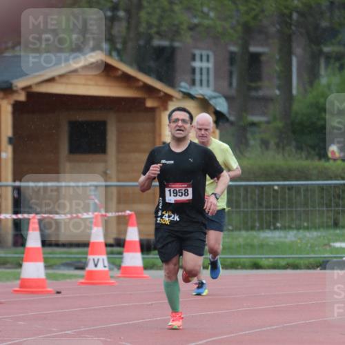 13.04.2025 - Hammer Lauf A. Gomolzig http://msf.ph/oto/7665192 13.04.2025 12:07:37 Ziel 552, 1897, 1958 meine-sportfotos.de