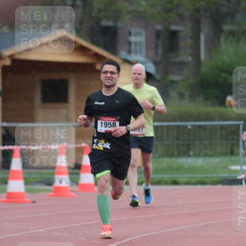 13.04.2025 - Hammer Lauf A. Gomolzig http://msf.ph/oto/7665196 13.04.2025 12:07:37 Ziel 552, 1897, 1958 meine-sportfotos.de