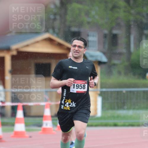 13.04.2025 - Hammer Lauf A. Gomolzig http://msf.ph/oto/7665201 13.04.2025 12:07:39 Ziel 552, 1897, 1958 meine-sportfotos.de