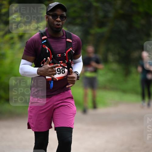 13.04.2025 - Hammer Lauf Dr. Thomas Lammeyer http://msf.ph/oto/7665219 13.04.2025 11:37:27 Laufen 98 meine-sportfotos.de