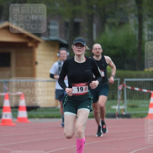 13.04.2025 - Hammer Lauf A. Gomolzig http://msf.ph/oto/7665230 13.04.2025 12:08:05 Ziel 19, 643, 654, 1939 meine-sportfotos.de