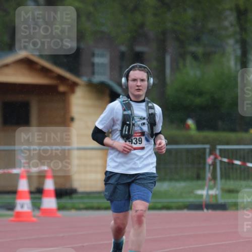 13.04.2025 - Hammer Lauf A. Gomolzig http://msf.ph/oto/7665248 13.04.2025 12:08:10 Ziel 643, 654, 1939 meine-sportfotos.de