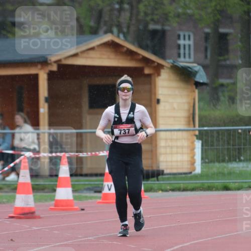 13.04.2025 - Hammer Lauf A. Gomolzig http://msf.ph/oto/7665261 13.04.2025 12:08:42 Ziel 18, 170, 452, 737 meine-sportfotos.de