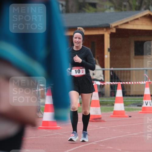 13.04.2025 - Hammer Lauf A. Gomolzig http://msf.ph/oto/7665291 13.04.2025 12:08:51 Ziel 10 meine-sportfotos.de