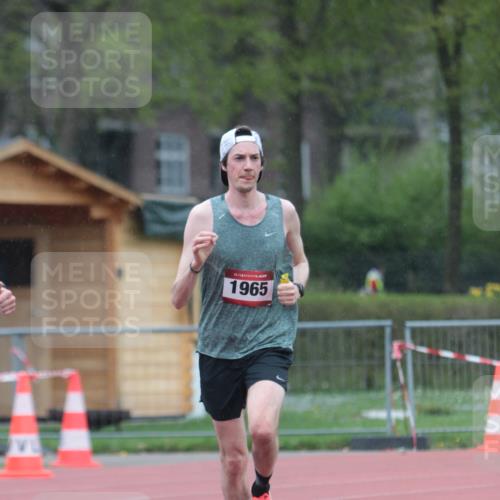 13.04.2025 - Hammer Lauf A. Gomolzig http://msf.ph/oto/7665357 13.04.2025 12:10:07 Ziel 1923, 1965 meine-sportfotos.de