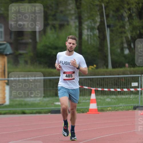 13.04.2025 - Hammer Lauf A. Gomolzig http://msf.ph/oto/7665385 13.04.2025 12:10:25 Ziel 485 meine-sportfotos.de