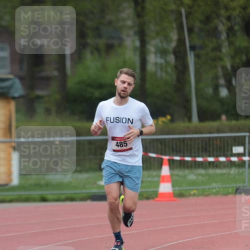 13.04.2025 - Hammer Lauf A. Gomolzig http://msf.ph/oto/7665387 13.04.2025 12:10:26 Ziel 485 meine-sportfotos.de