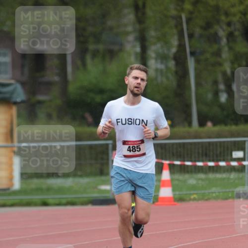 13.04.2025 - Hammer Lauf A. Gomolzig http://msf.ph/oto/7665389 13.04.2025 12:10:26 Ziel 485 meine-sportfotos.de