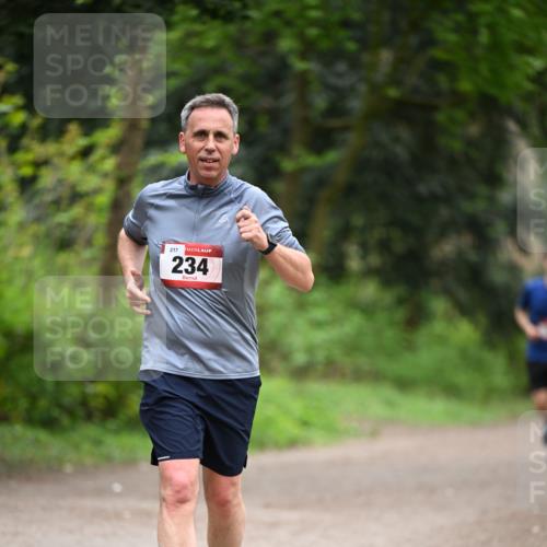 13.04.2025 - Hammer Lauf Dr. Thomas Lammeyer http://msf.ph/oto/7665415 13.04.2025 11:39:16 Laufen 217, 234 meine-sportfotos.de