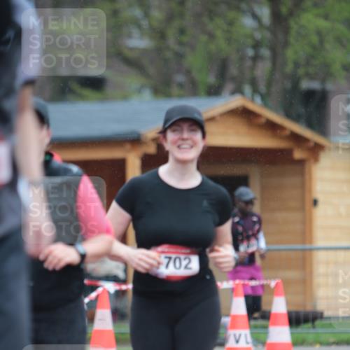13.04.2025 - Hammer Lauf A. Gomolzig http://msf.ph/oto/7665491 13.04.2025 12:13:53 Ziel 454, 1702 meine-sportfotos.de
