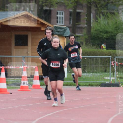 13.04.2025 - Hammer Lauf A. Gomolzig http://msf.ph/oto/7665520 13.04.2025 12:14:50 Ziel 221, 532, 1950 meine-sportfotos.de