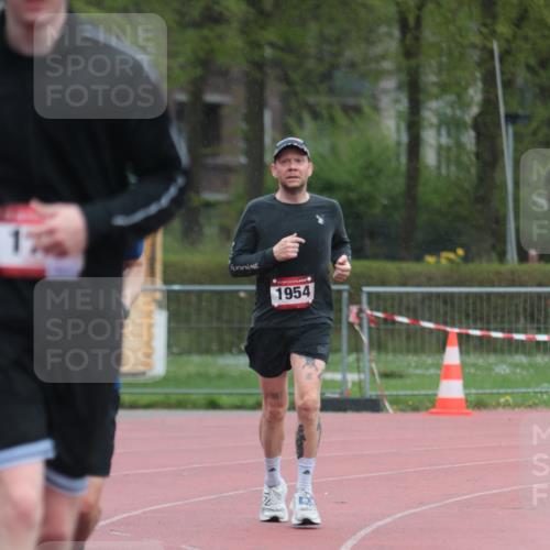 13.04.2025 - Hammer Lauf A. Gomolzig http://msf.ph/oto/7665528 13.04.2025 12:14:58 Ziel 154, 172, 532, 1950, 1954 meine-sportfotos.de