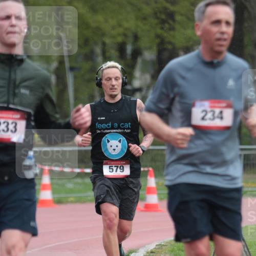 13.04.2025 - Hammer Lauf A. Gomolzig http://msf.ph/oto/7665540 13.04.2025 12:16:10 Ziel 233, 234, 579 meine-sportfotos.de