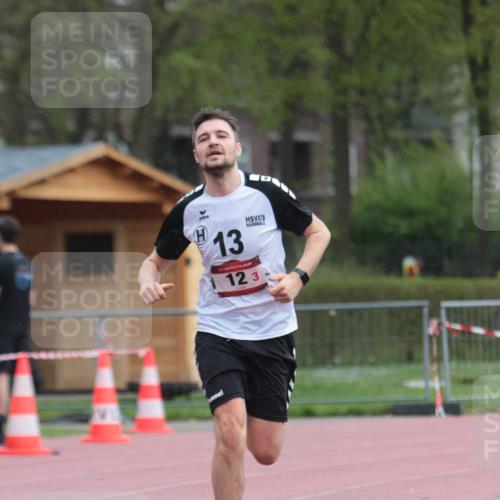 13.04.2025 - Hammer Lauf A. Gomolzig http://msf.ph/oto/7665549 13.04.2025 12:17:17 Ziel 12 meine-sportfotos.de