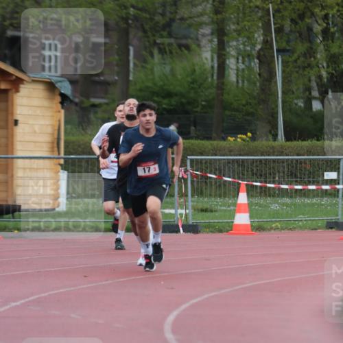 13.04.2025 - Hammer Lauf A. Gomolzig http://msf.ph/oto/7665603 13.04.2025 12:20:15 Ziel 2, 17, 468, 1937 meine-sportfotos.de