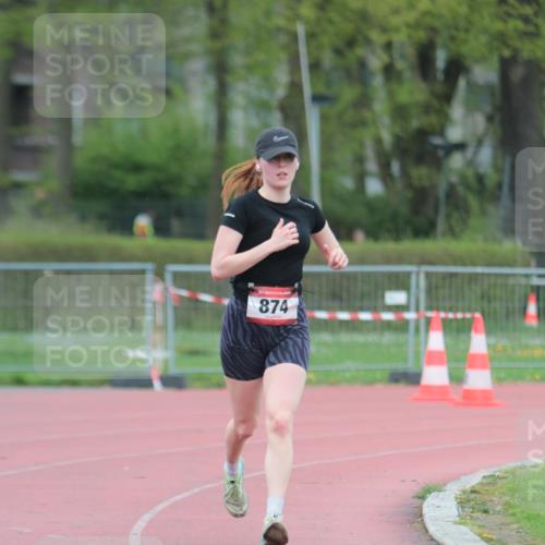 13.04.2025 - Hammer Lauf A. Gomolzig http://msf.ph/oto/7665613 13.04.2025 12:20:35 Ziel 481, 874 meine-sportfotos.de