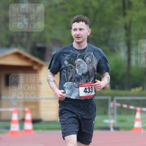 13.04.2025 - Hammer Lauf A. Gomolzig http://msf.ph/oto/7665629 13.04.2025 12:21:17 Ziel 433 meine-sportfotos.de