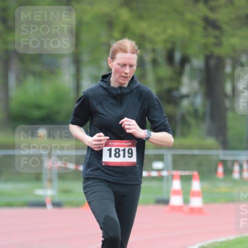 13.04.2025 - Hammer Lauf A. Gomolzig http://msf.ph/oto/7665650 13.04.2025 12:21:47 Ziel 1819 meine-sportfotos.de