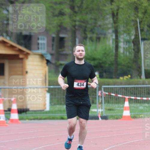 13.04.2025 - Hammer Lauf A. Gomolzig http://msf.ph/oto/7665672 13.04.2025 12:22:25 Ziel 434 meine-sportfotos.de