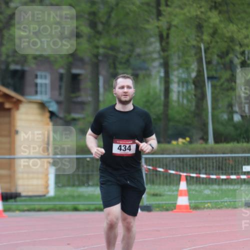 13.04.2025 - Hammer Lauf A. Gomolzig http://msf.ph/oto/7665673 13.04.2025 12:22:26 Ziel 434 meine-sportfotos.de