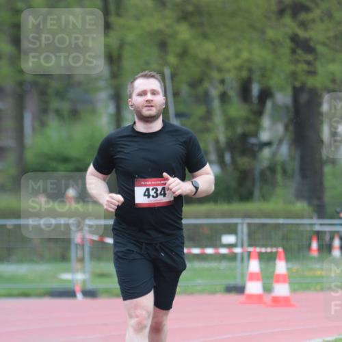 13.04.2025 - Hammer Lauf A. Gomolzig http://msf.ph/oto/7665675 13.04.2025 12:22:27 Ziel 434 meine-sportfotos.de