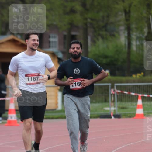 13.04.2025 - Hammer Lauf A. Gomolzig http://msf.ph/oto/7665686 13.04.2025 12:23:00 Ziel 1166, 1167 meine-sportfotos.de