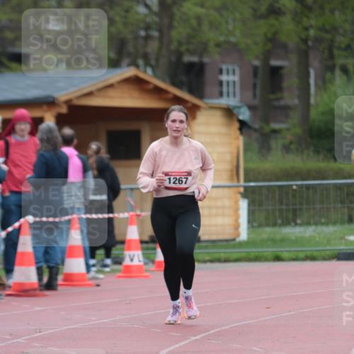 13.04.2025 - Hammer Lauf A. Gomolzig http://msf.ph/oto/7665694 13.04.2025 12:23:49 Ziel 1267 meine-sportfotos.de