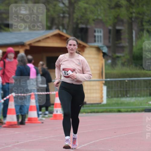 13.04.2025 - Hammer Lauf A. Gomolzig http://msf.ph/oto/7665697 13.04.2025 12:23:50 Ziel 1267 meine-sportfotos.de