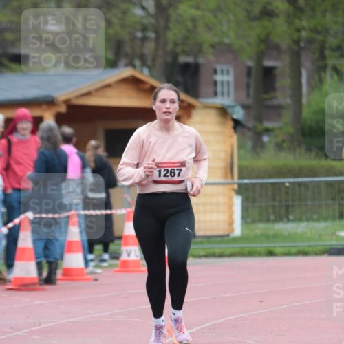 13.04.2025 - Hammer Lauf A. Gomolzig http://msf.ph/oto/7665698 13.04.2025 12:23:50 Ziel 1267 meine-sportfotos.de
