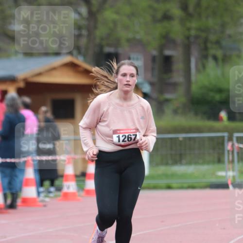 13.04.2025 - Hammer Lauf A. Gomolzig http://msf.ph/oto/7665701 13.04.2025 12:23:51 Ziel 1267 meine-sportfotos.de