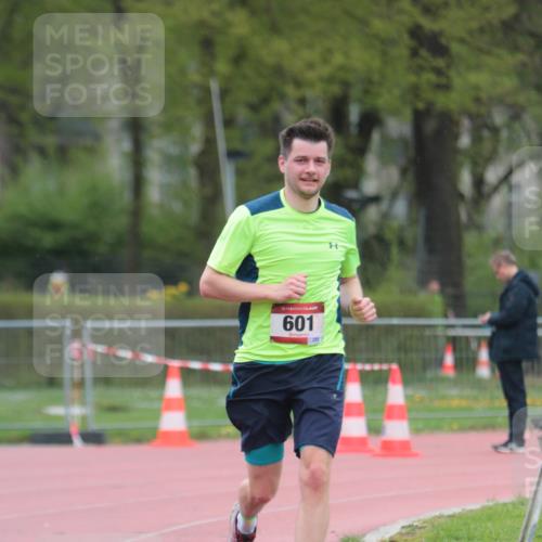 13.04.2025 - Hammer Lauf A. Gomolzig http://msf.ph/oto/7665708 13.04.2025 12:24:09 Ziel 601 meine-sportfotos.de