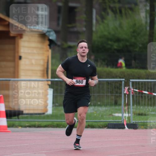 13.04.2025 - Hammer Lauf A. Gomolzig http://msf.ph/oto/7665714 13.04.2025 12:24:37 Ziel 980 meine-sportfotos.de