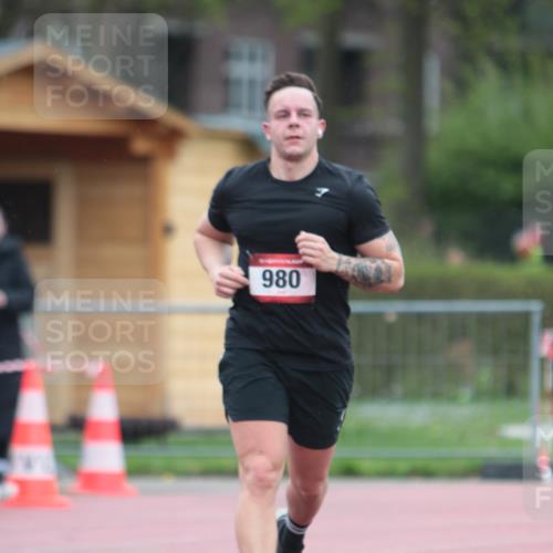 13.04.2025 - Hammer Lauf A. Gomolzig http://msf.ph/oto/7665720 13.04.2025 12:24:39 Ziel 980 meine-sportfotos.de