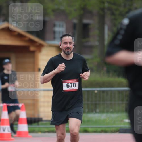 13.04.2025 - Hammer Lauf A. Gomolzig http://msf.ph/oto/7665745 13.04.2025 12:25:05 Ziel 109, 670, 1002, 1375 meine-sportfotos.de
