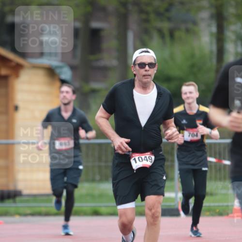 13.04.2025 - Hammer Lauf A. Gomolzig http://msf.ph/oto/7665755 13.04.2025 12:25:13 Ziel 109, 693, 704, 1049 meine-sportfotos.de