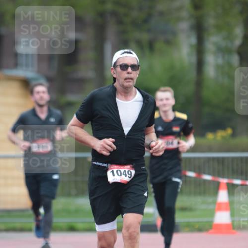 13.04.2025 - Hammer Lauf A. Gomolzig http://msf.ph/oto/7665756 13.04.2025 12:25:13 Ziel 109, 693, 704, 1049 meine-sportfotos.de