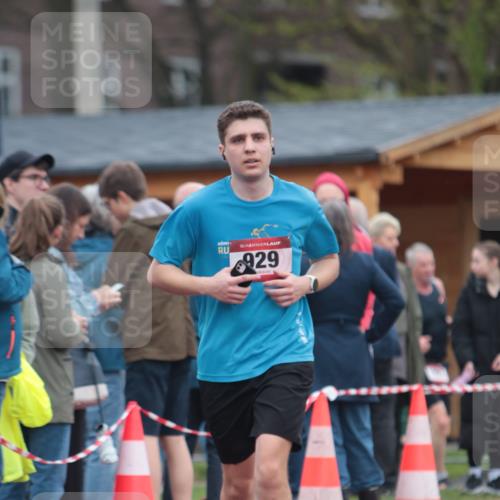 13.04.2025 - Hammer Lauf A. Gomolzig http://msf.ph/oto/7665770 13.04.2025 12:25:52 Ziel 929 meine-sportfotos.de