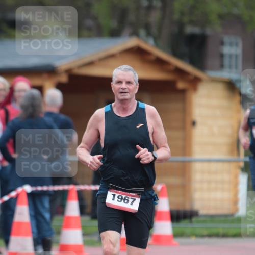 13.04.2025 - Hammer Lauf A. Gomolzig http://msf.ph/oto/7665775 13.04.2025 12:25:58 Ziel 384 meine-sportfotos.de