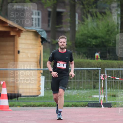 13.04.2025 - Hammer Lauf A. Gomolzig http://msf.ph/oto/7665781 13.04.2025 12:26:07 Ziel 231 meine-sportfotos.de