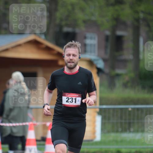13.04.2025 - Hammer Lauf A. Gomolzig http://msf.ph/oto/7665783 13.04.2025 12:26:11 Ziel 231, 340 meine-sportfotos.de