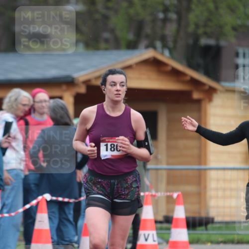 13.04.2025 - Hammer Lauf A. Gomolzig http://msf.ph/oto/7665788 13.04.2025 12:26:20 Ziel 340, 475, 1808 meine-sportfotos.de
