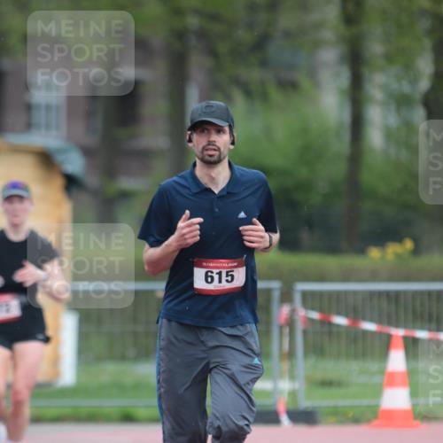 13.04.2025 - Hammer Lauf A. Gomolzig http://msf.ph/oto/7665794 13.04.2025 12:26:51 Ziel 572, 615 meine-sportfotos.de